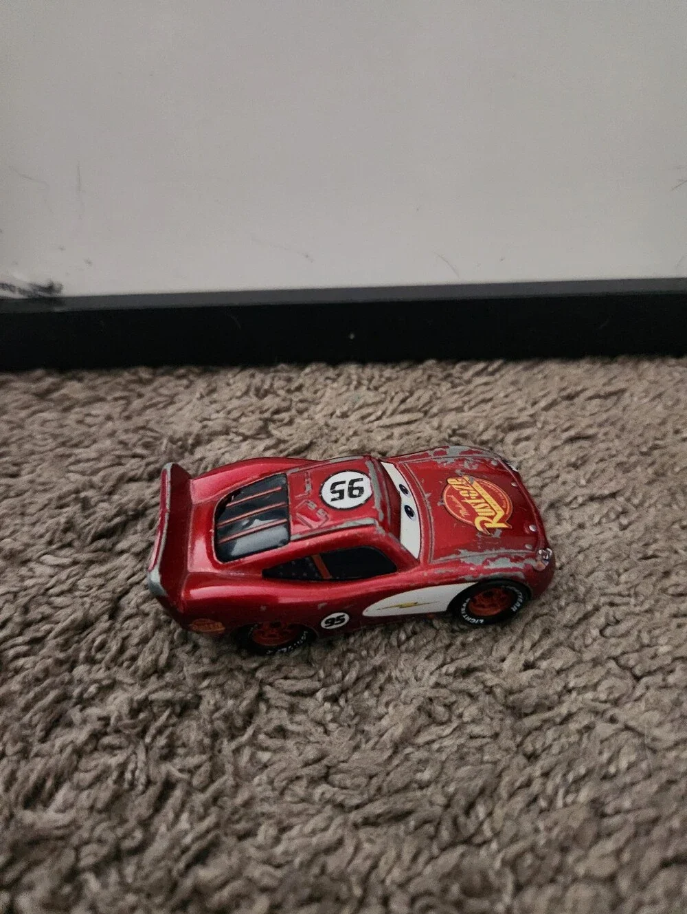 Disney Pixar Cars - Radiator Springs Lightning McQueen K4585 1:55 Loose Diecast